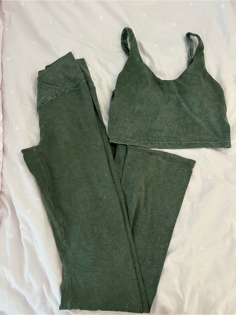 Aerie Women’s Olive Green Tank Top and Wide-Leg Pants Set